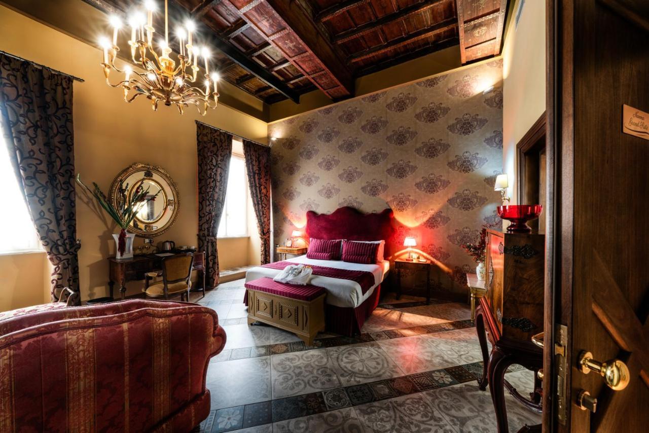 Navona Grand Gasthuis 2*